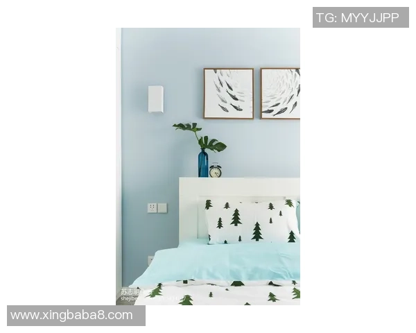 卧室墙面装饰足球明星挂画让你的空间充满运动气息与激情活力 卧室墙面装饰足球明星挂画让你的空间充满运动气息与激情活力