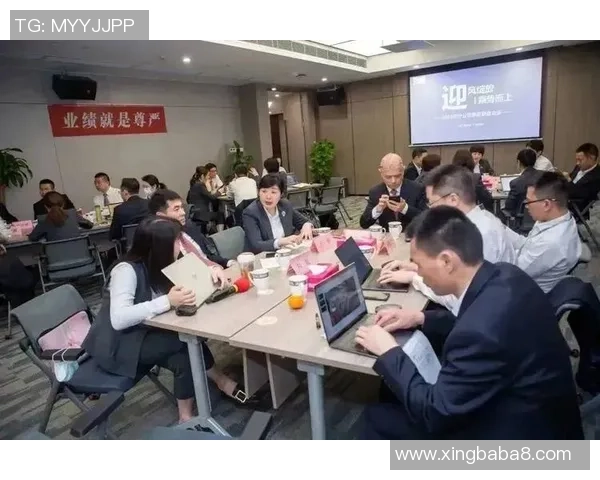 成都与南京排球队赛后复盘探讨团队协作的成功与不足之处